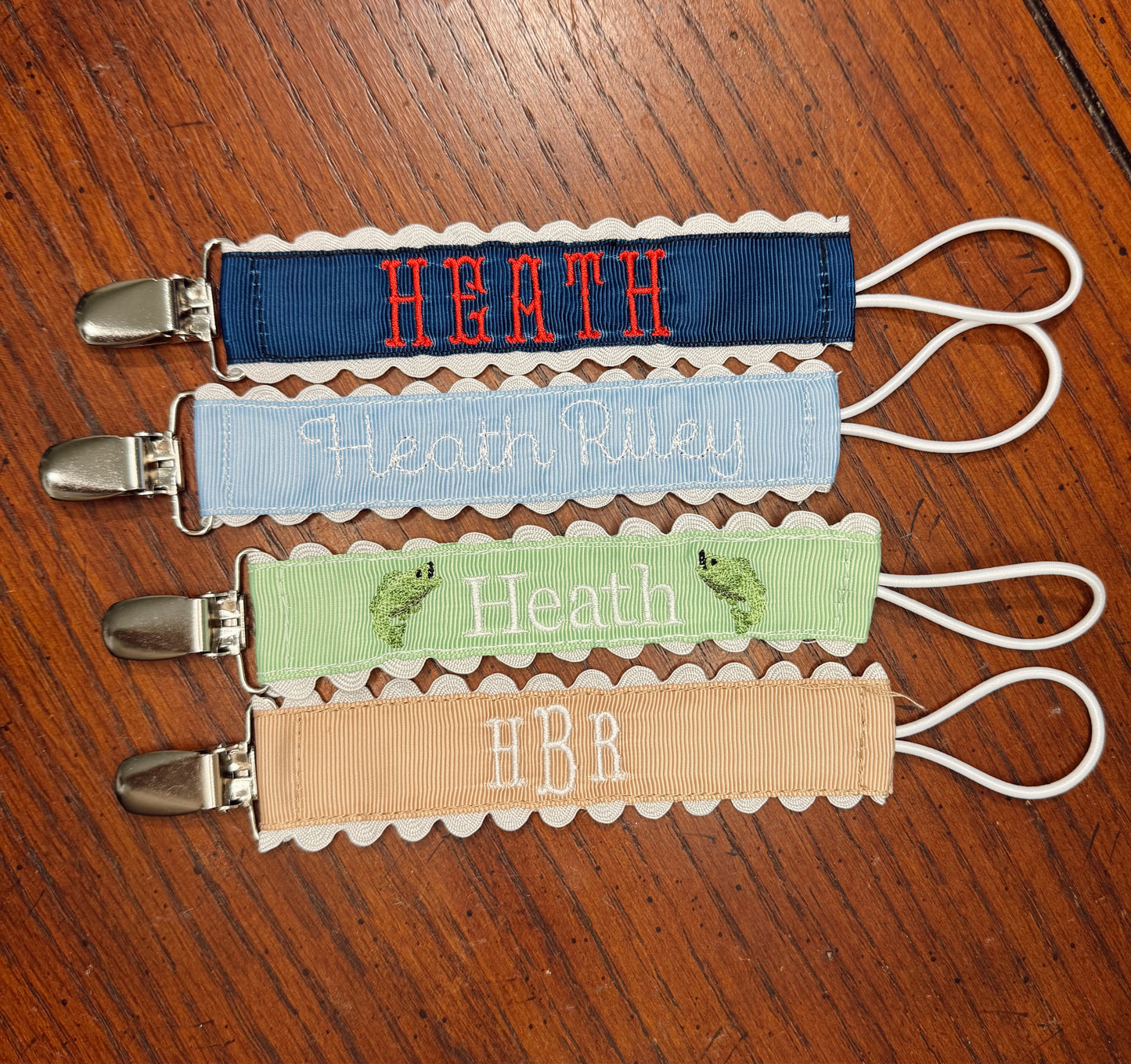 Paci Clips