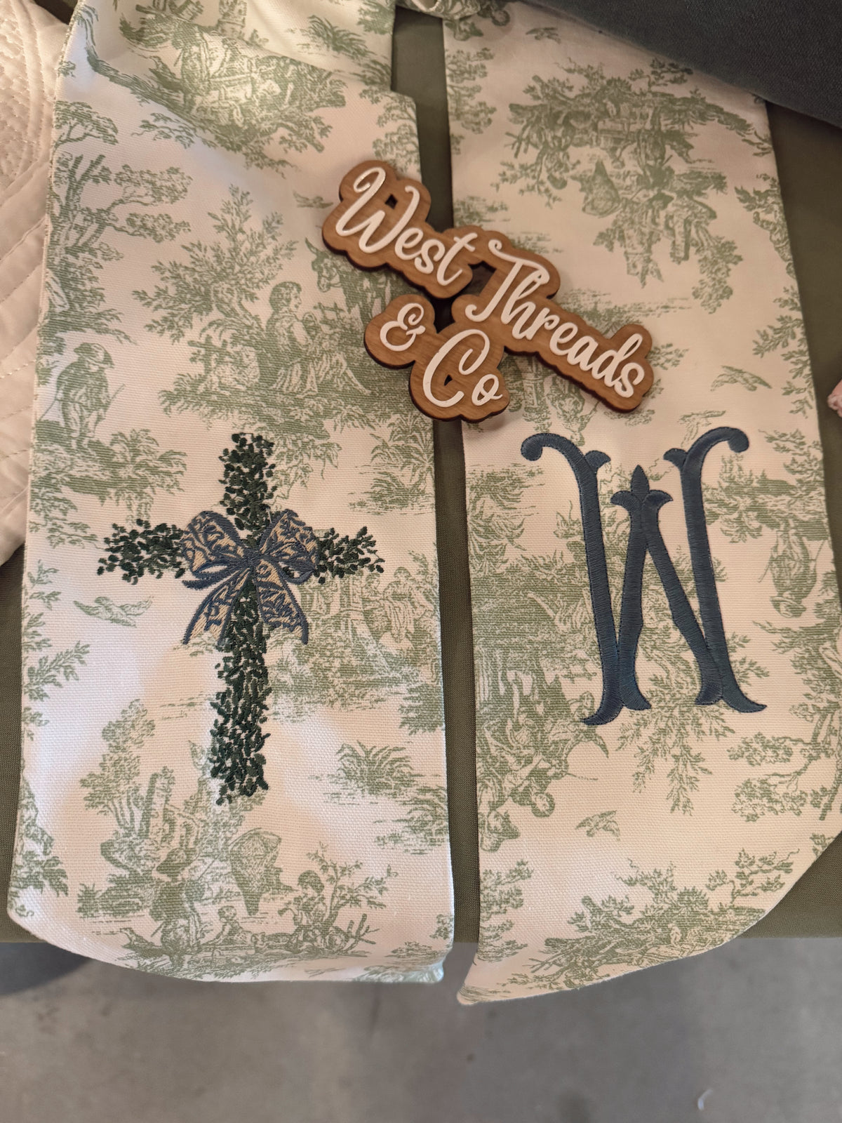 Toile Wreath Sash