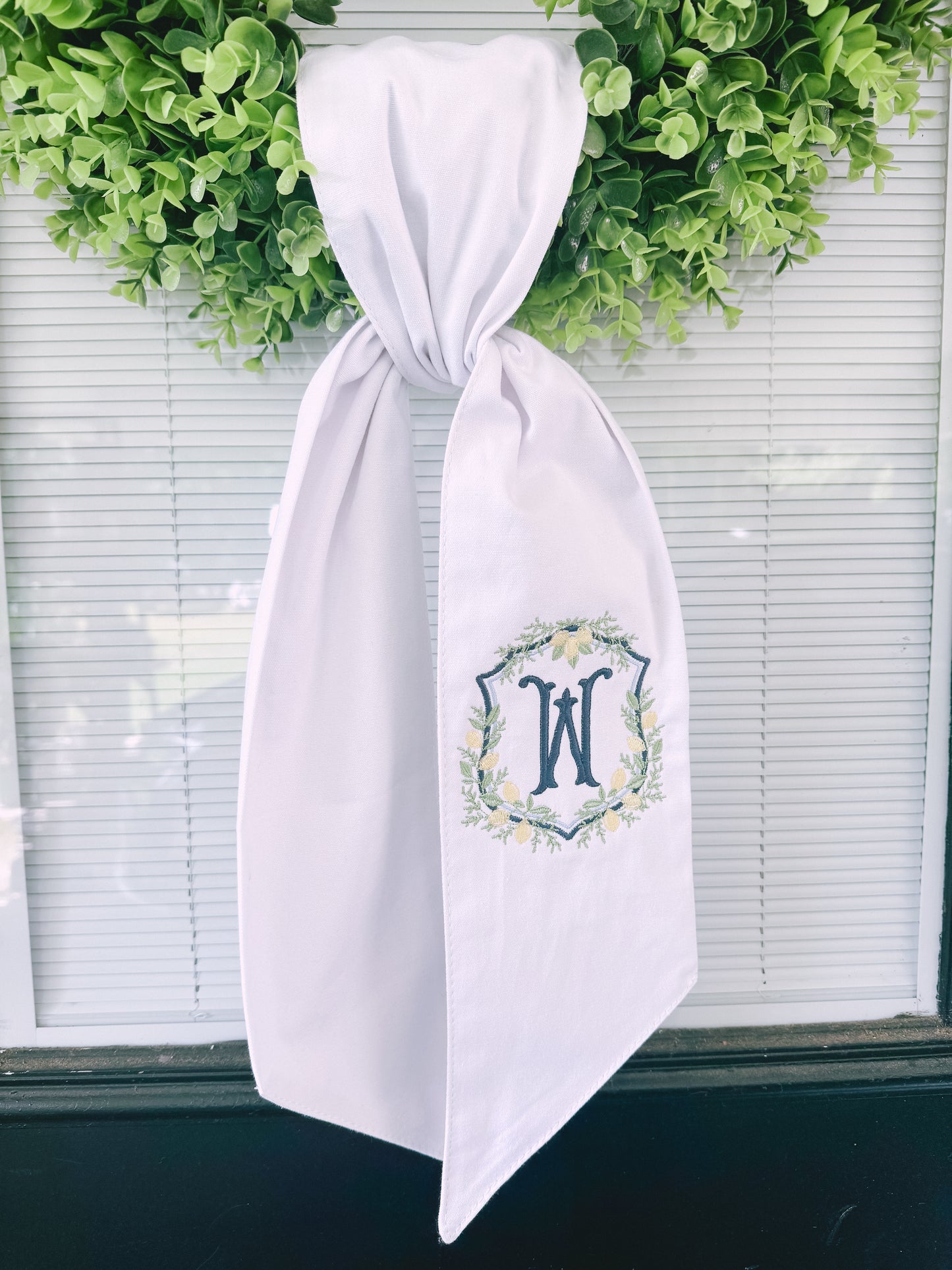 Solid Wreath Sash