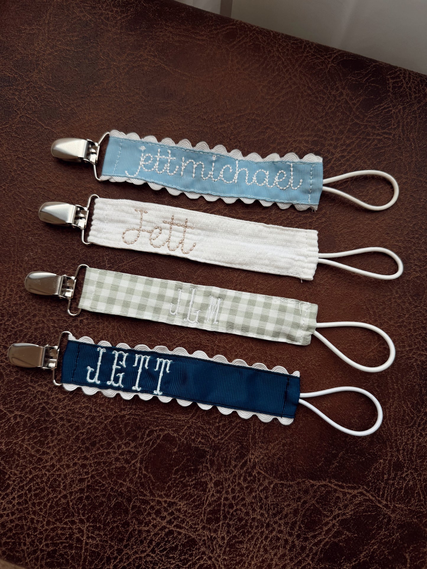 Paci Clips