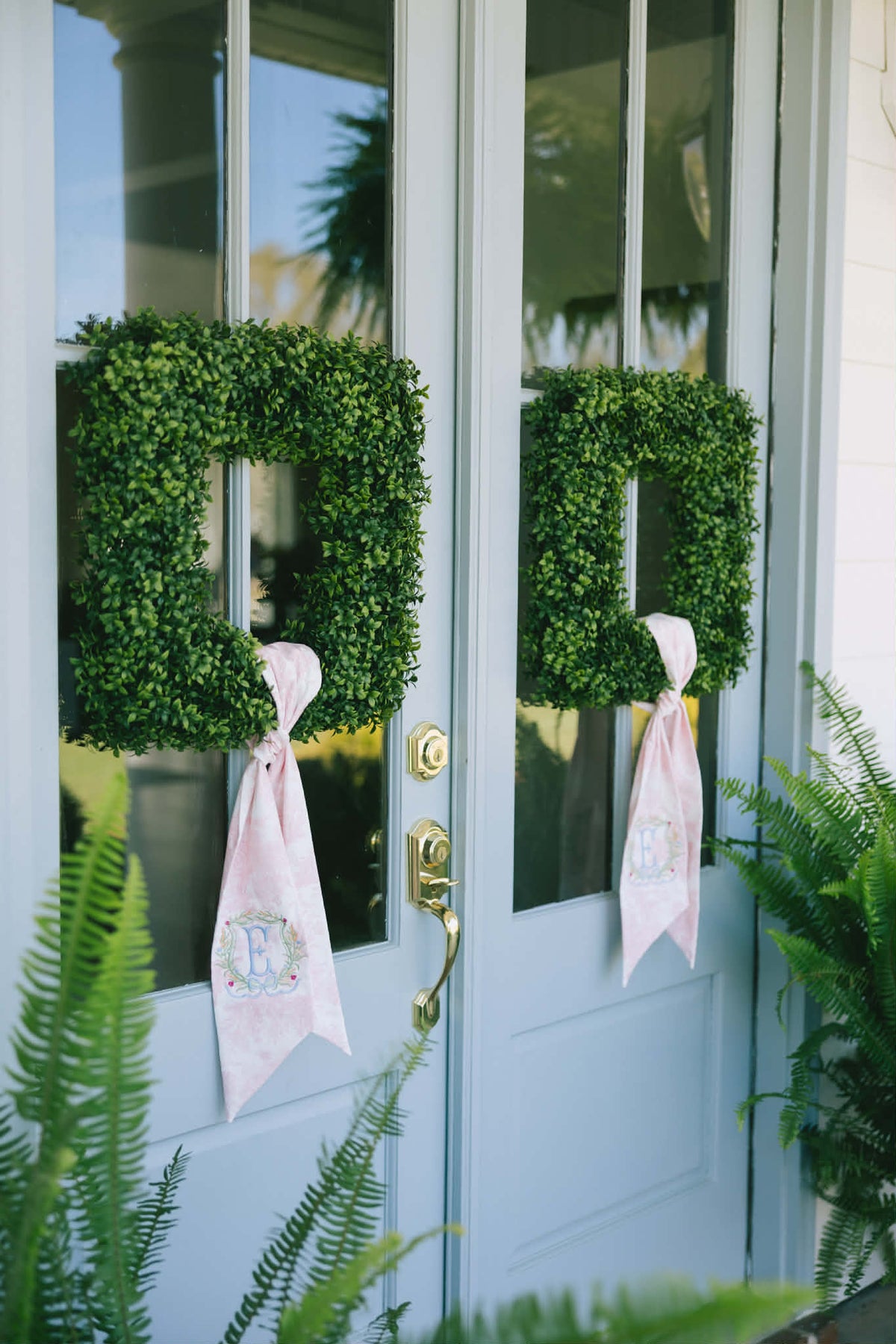 Toile Wreath Sash